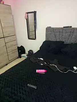 alison moon7 online show from February 2026 10:41:01 AM