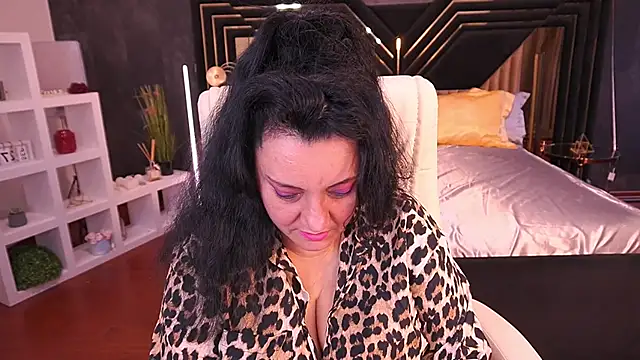 ValeryRosseee online show from October 2025 07:05:02 AM