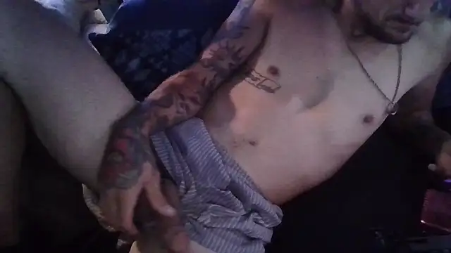 longdme33 online show from October 2025 08:50:02 PM