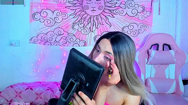 brihanna cooper online show from June 2026 04:04:02 AM