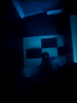 TinnyVsGiant online show from September 2025 08:34:02 PM