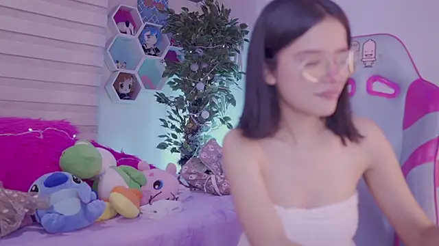 Lana Dreams  online show from October 2025 05:05:01 AM