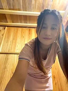 Snapshot of phungtiti chatting on October 2025 03:54:01 PM phungtiti online show from October 2025 03:54:01 PM