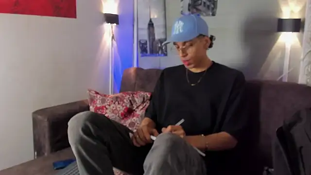 Snapshot of nicolai_drake chatting on November 2025 03:51:01 AM nicolai drake online show from November 2025 03:51:01 AM