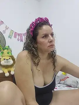 Nina vallon online show from April 2026 10:39:02 AM