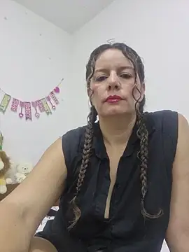 Nina vallon online show from April 2026 10:30:01 AM