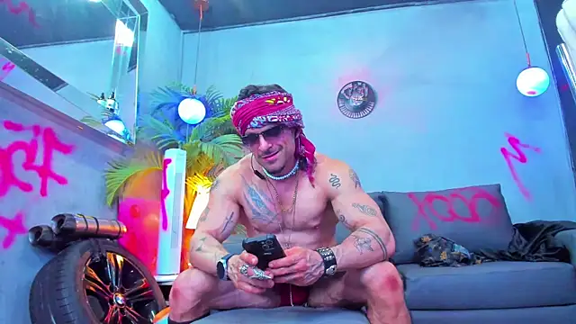 dennis cox1 online show from September 2025 10:49:02 AM