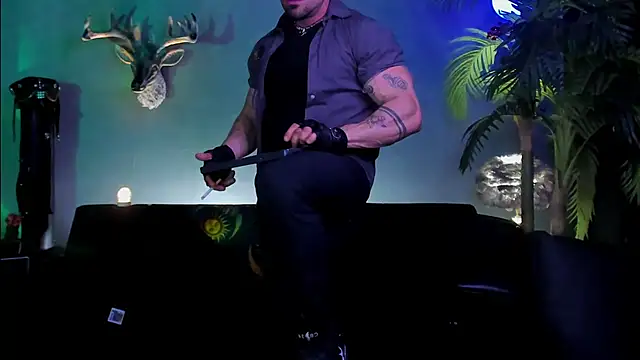 dennis cox1 online show from March 2026 01:31:01 AM