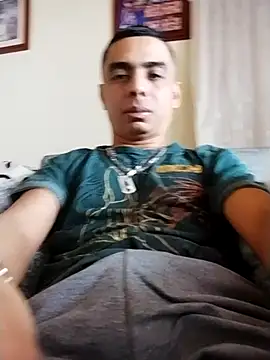 Snapshot of PasivoVergon20C chatting on October 2025 05:35:02 PM PasivoVergon20C online show from October 2025 05:35:02 PM