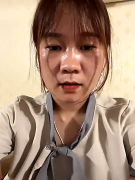 qinejr37 online show from September 2025 04:45:02 AM