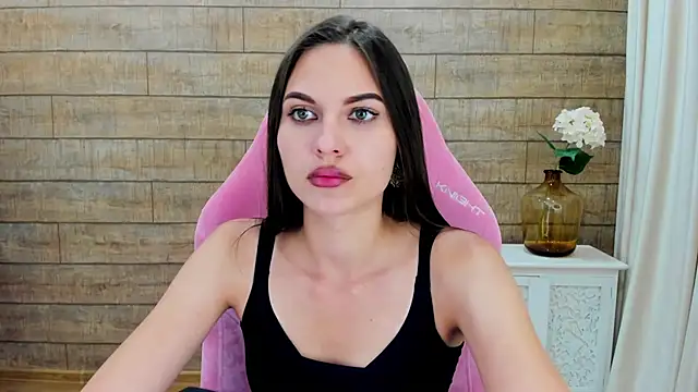 AlisaVersailles online show from September 2025 04:07:01 PM