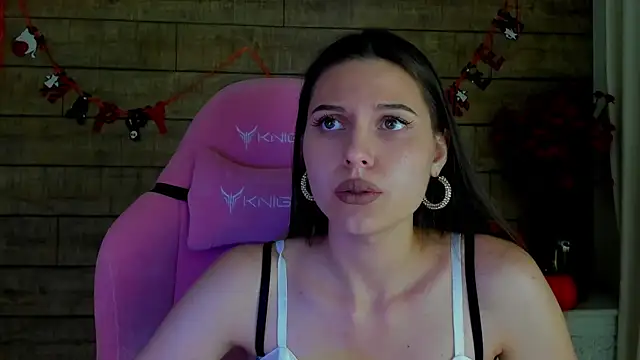 AlisaVersailles online show from November 2025 04:19:02 PM