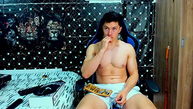 javiersexymann online show from May 2026 10:59:01 PM