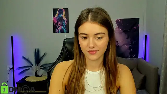 TracySpark online show from October 2025 06:48:01 AM