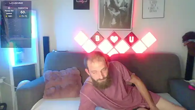 XBellaXundXUweX online show from November 2025 07:37:01 PM