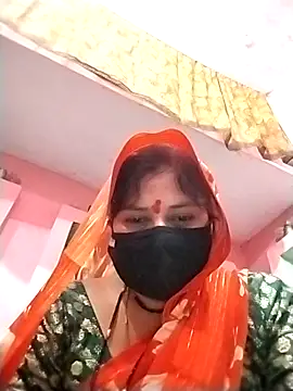 Snapshot of Rajnee33A chatting on April 2026 08:42:01 AM Rajnee33A online show from April 2026 08:42:01 AM