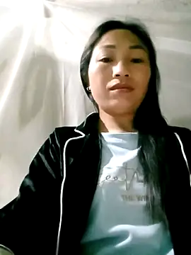 lucybaby00 online show from March 2026 10:23:01 PM