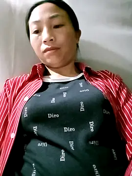 lucybaby00 online show from April 2026 10:30:02 PM