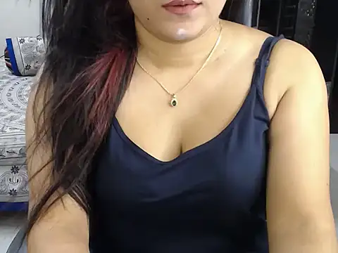 Snapshot of Ridiha_Pari chatting on October 2025 03:57:02 PM Ridiha Pari online show from October 2025 03:57:02 PM