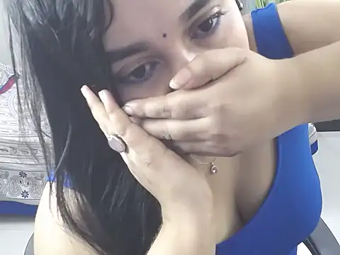 Snapshot of Ridiha_Pari chatting on April 2026 07:07:02 PM Ridiha Pari online show from April 2026 07:07:02 PM