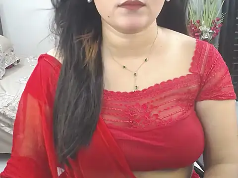 Snapshot of Ridiha_Pari chatting on July 2026 06:47:01 PM Ridiha Pari online show from July 2026 06:47:01 PM
