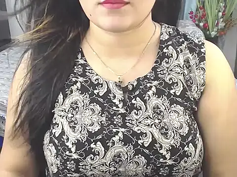 Snapshot of Ridiha_Pari chatting on July 2026 05:04:02 PM Ridiha Pari online show from July 2026 05:04:02 PM