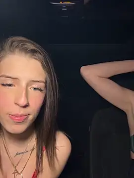 Snapshot of emilypeperoni chatting on March 2026 06:25:01 PM emilypeperoni online show from March 2026 06:25:01 PM