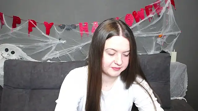 MavkaCute online show from October 2025 06:31:01 PM