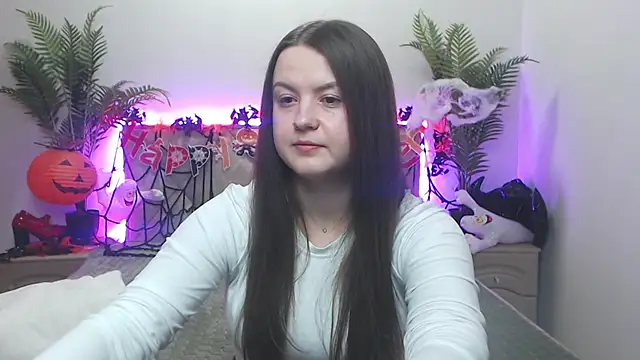 MavkaCute online show from October 2025 06:18:02 PM