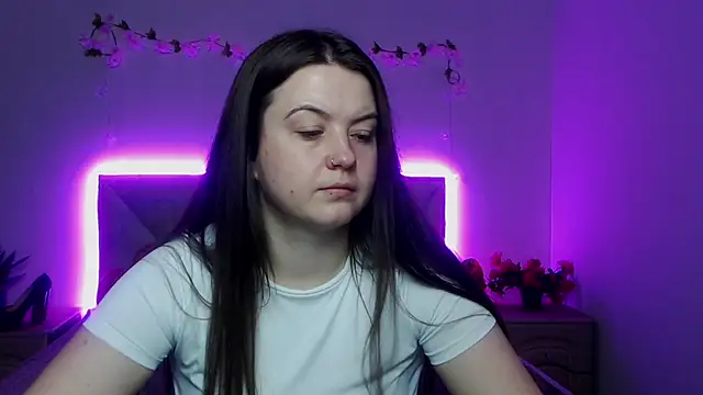 MavkaCute online show from May 2026 06:02:02 PM
