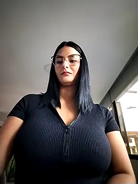 gabysanta  online show from November 2025 01:34:02 PM