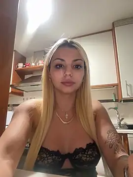 Snapshot of NoeliaGarcia17 chatting on September 2025 10:15:01 PM NoeliaGarcia17 online show from September 2025 10:15:01 PM