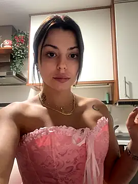 Snapshot of NoeliaGarcia17 chatting on October 2025 10:06:02 PM NoeliaGarcia17 online show from October 2025 10:06:02 PM