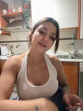 Snapshot of NoeliaGarcia17 chatting on October 2025 11:42:02 PM NoeliaGarcia17 online show from October 2025 11:42:02 PM