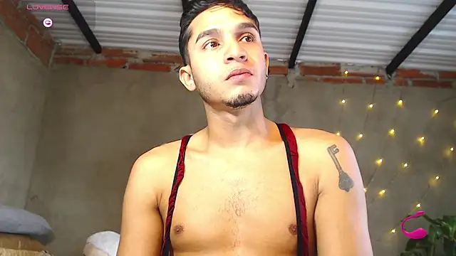 Angel latinboy online show from June 2026 02:28:02 PM