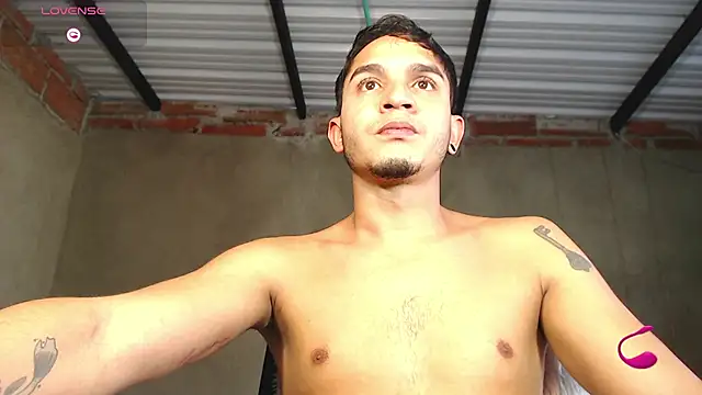 Angel latinboy online show from June 2026 01:42:01 PM