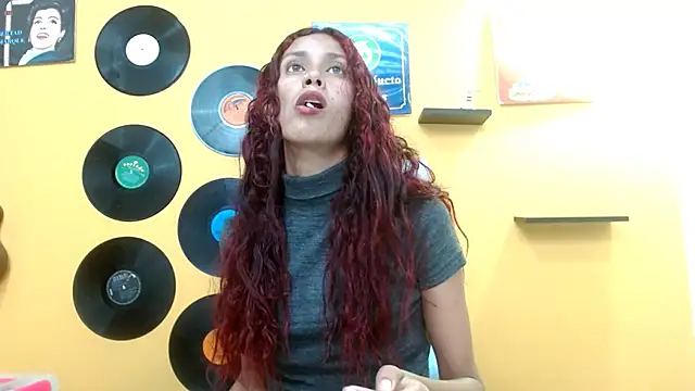 Snapshot of skinnyverus18 chatting on September 2025 07:13:02 PM skinnyverus18 online show from September 2025 07:13:02 PM