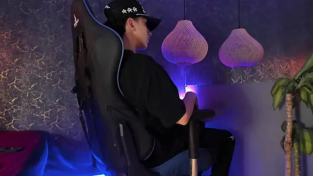 ArthurCox online show from November 2025 05:20:01 PM