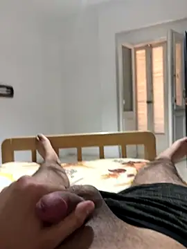 Snapshot of HaltBrand chatting on September 2025 12:10:02 PM HaltBrand online show from September 2025 12:10:02 PM