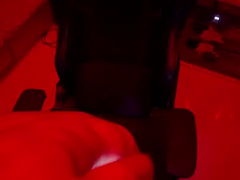 Snapshot of GoldyDong chatting on September 2025 07:37:01 PM GoldyDong online show from September 2025 07:37:01 PM