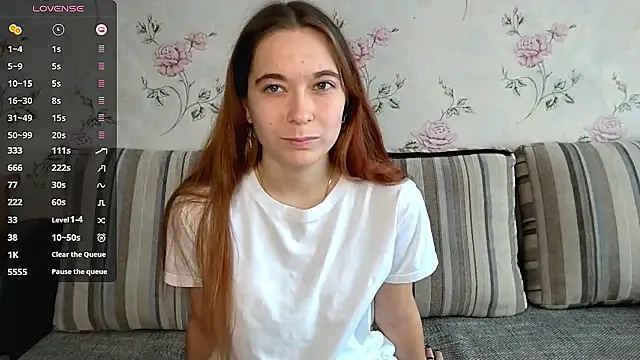 KissKarina online show from October 2025 09:04:02 AM