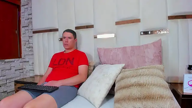 CandyandSteven online show from January 2026 03:22:01 AM