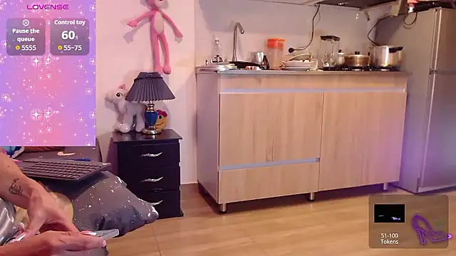 AllysonStonne online show from January 2026 01:42:01 AM