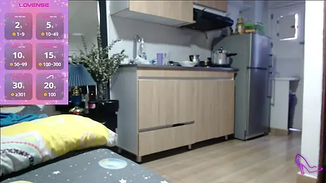 AllysonStonne online show from June 2026 10:34:01 PM