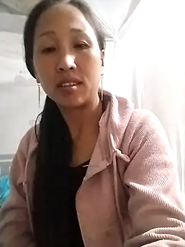 cute love00 online show from October 2025 01:10:02 PM