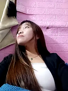 Snapshot of adbosa_00 chatting on December 2025 11:48:02 AM adbosa 00 online show from December 2025 11:48:02 AM