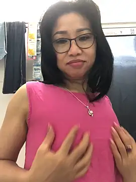 Vitamin sexy online show from December 2025 04:14:02 PM