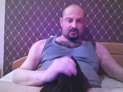 Snapshot of _NEREZA_ chatting on June 2026 05:04:02 PM NEREZA online show from June 2026 05:04:02 PM
