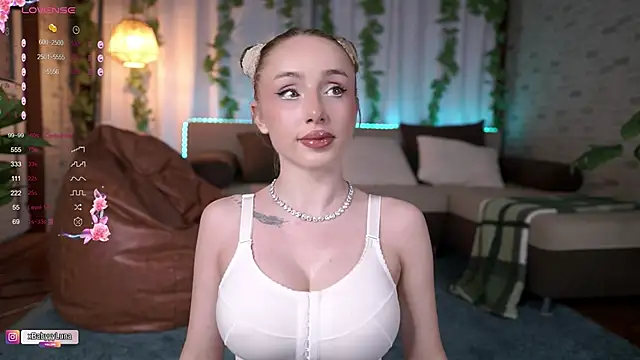 Snapshot of BabyyyLunaX chatting on June 2026 07:45:02 PM BabyyyLunaX online show from June 2026 07:45:02 PM
