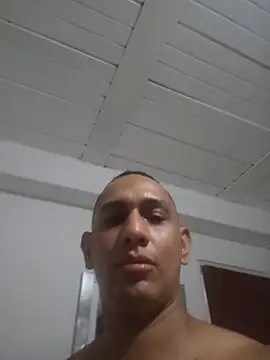 Snapshot of Jota_Alejand chatting on November 2025 02:17:01 PM Jota Alejand online show from November 2025 02:17:01 PM